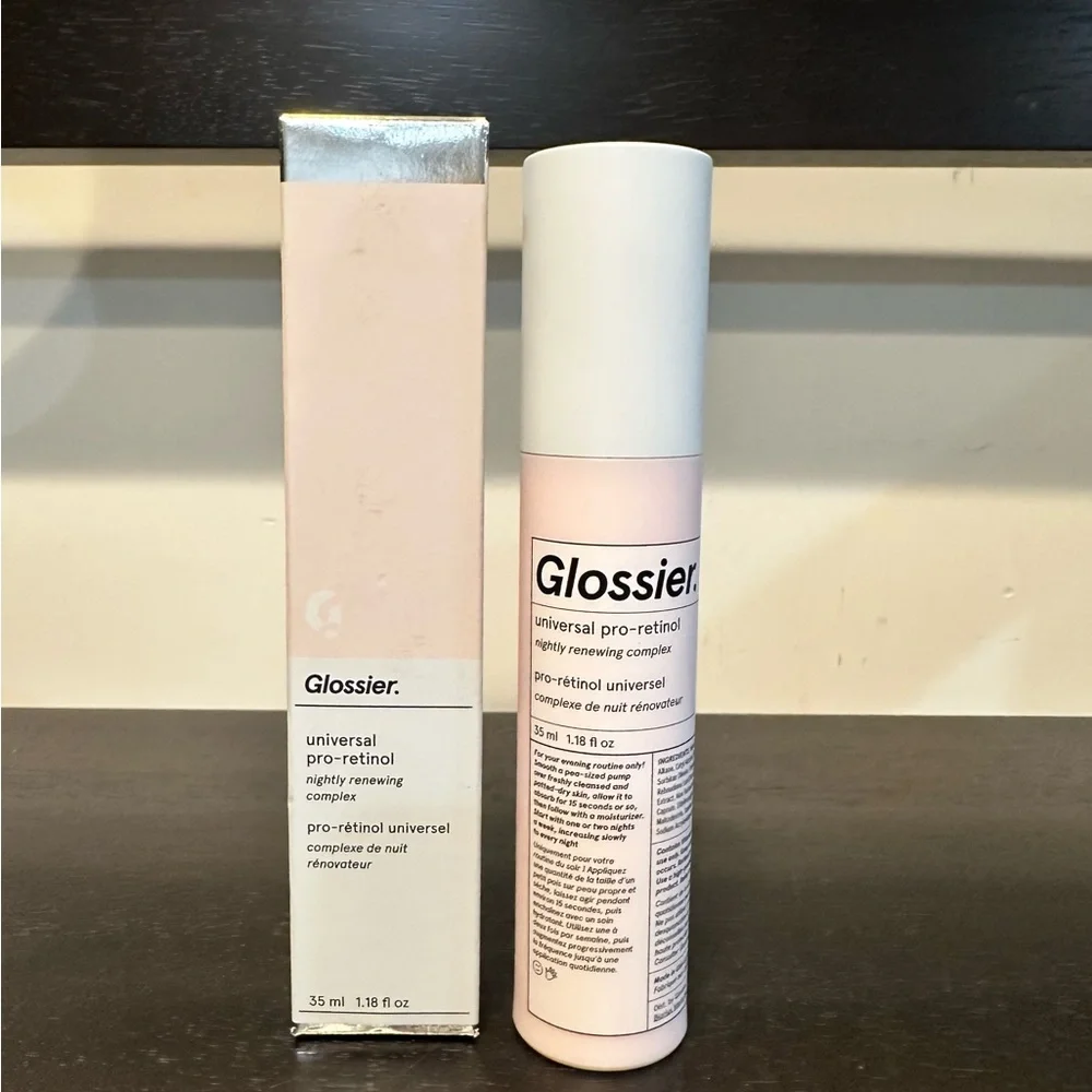Glossier Universal Pro-Retinol Nightly Renewing Complex Serum